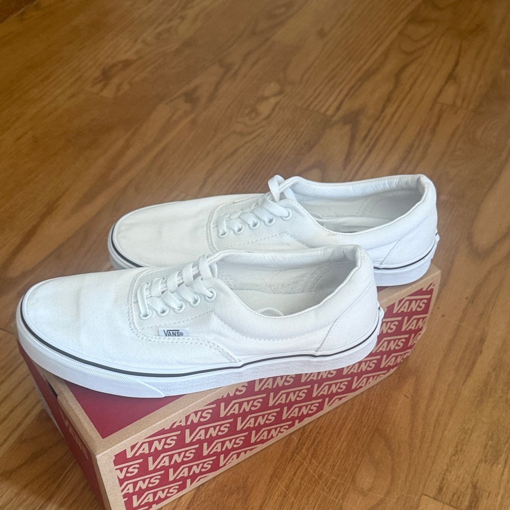 Vans Men's Classic White Sneakers